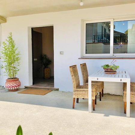 Blue Apricot Apartment Con Jacuzzi Montesilvano Marina Exterior foto